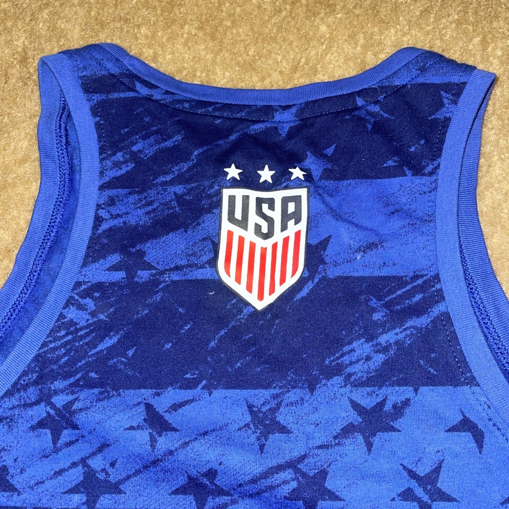 The Nike tank - Picture 7 of 7